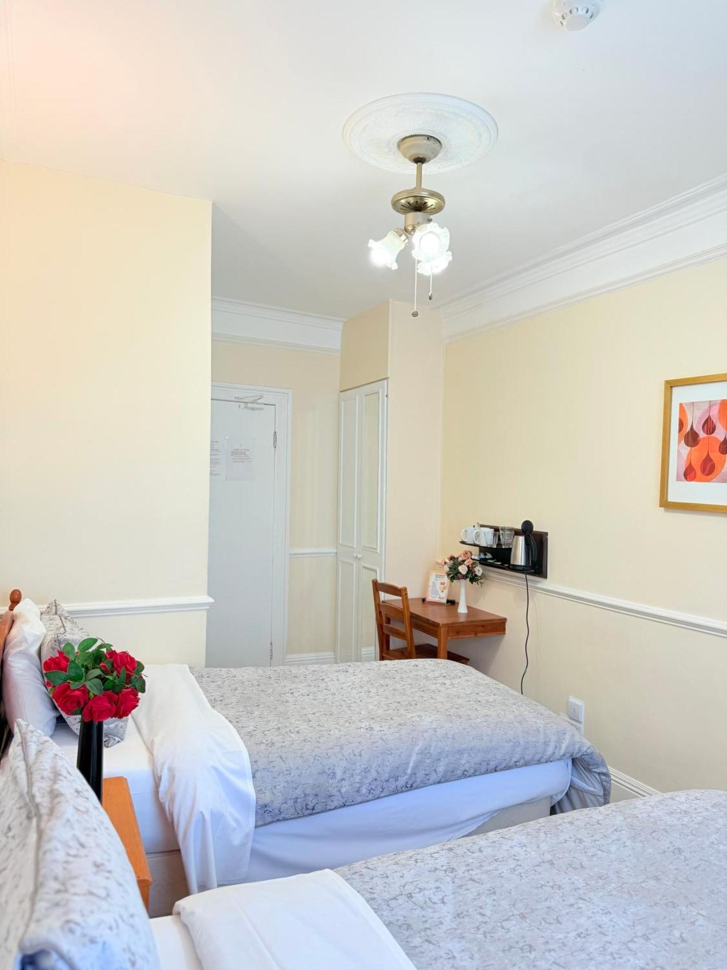 Europa House Hotel, London Paddington Eksteriør bilde