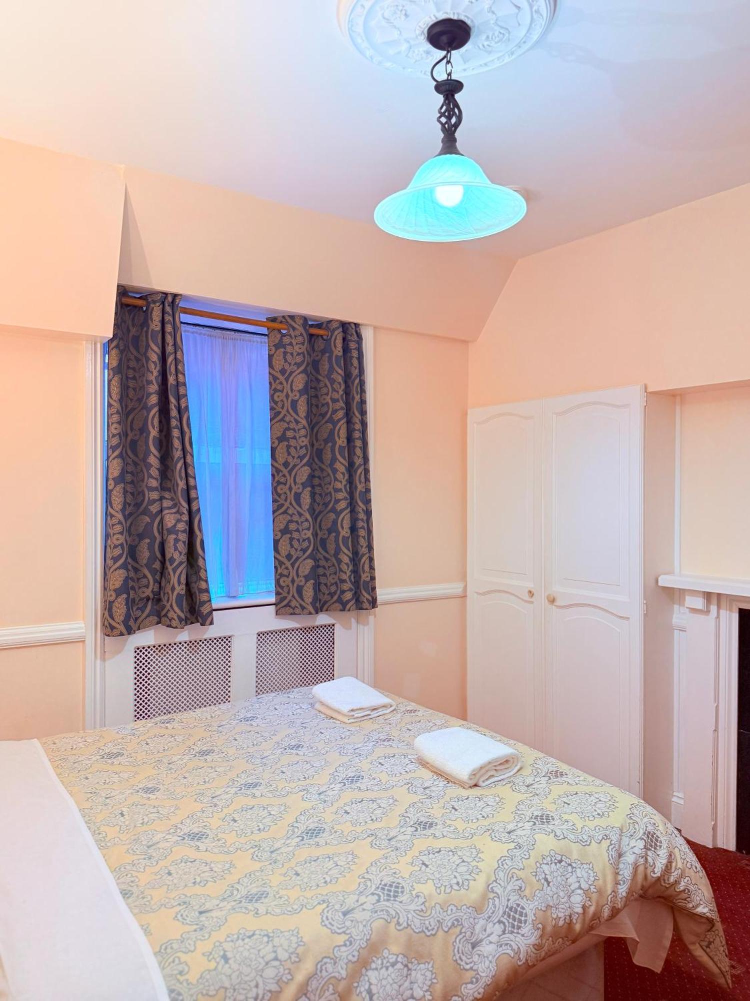 Europa House Hotel, London Paddington Eksteriør bilde